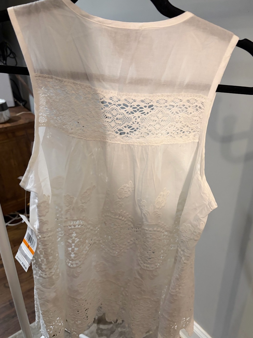 NWT ✨ Karen Kane White Crochet Lace V-Neck Tank size small - Picture 4 of 8